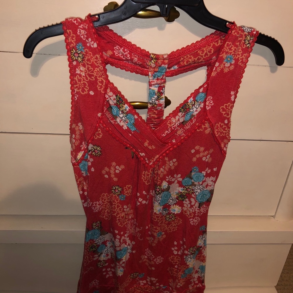 Small Flower Pattern with Lace bordering